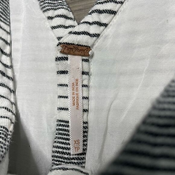 Free People Dress Black White Stripe Mini Tunic Size XS Button Front Rayon - Picture 3 of 13